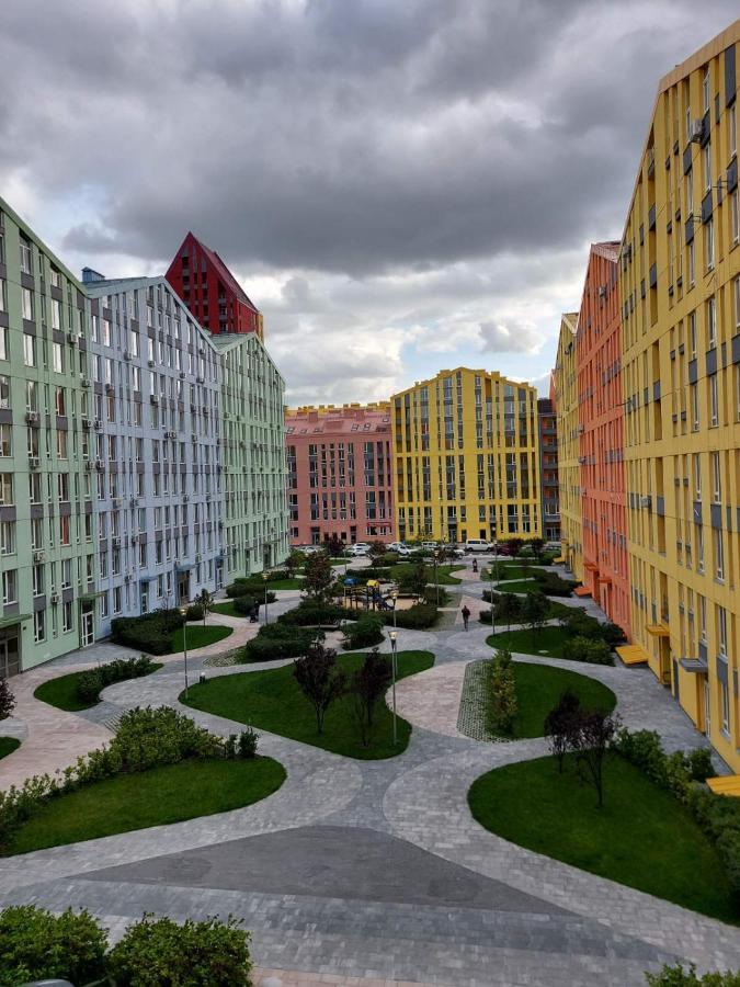 Апартаменти Комфорт Таун Kyiv Exterior photo