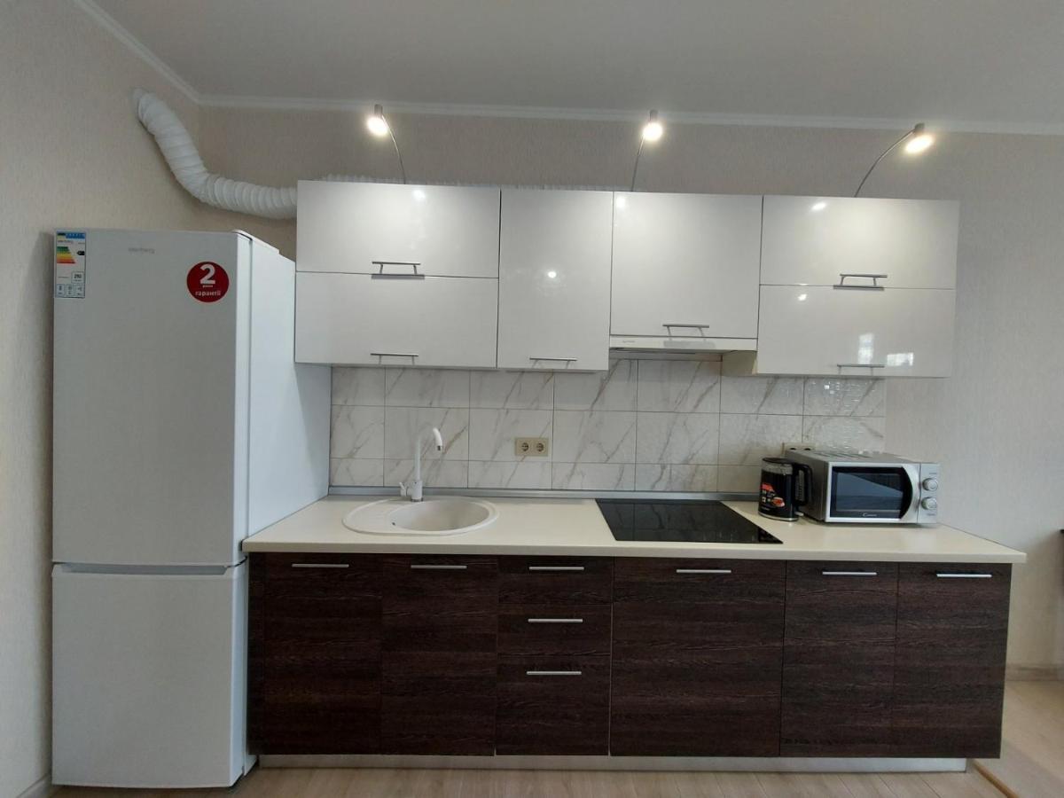 Апартаменти Комфорт Таун Kyiv Exterior photo